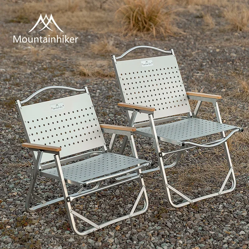 MOUNTAINHIKER キャンプチェア ポータブル折りた - Outdoor Camping High Chair のレビューと価格